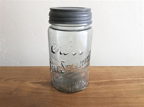 Kerr self sealing mason jar  MASON Quart Jar